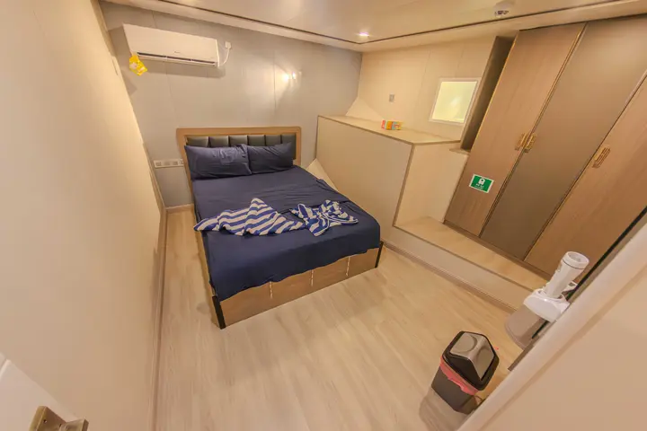 Serenity Lower Deck Double (cabin 5).jpg