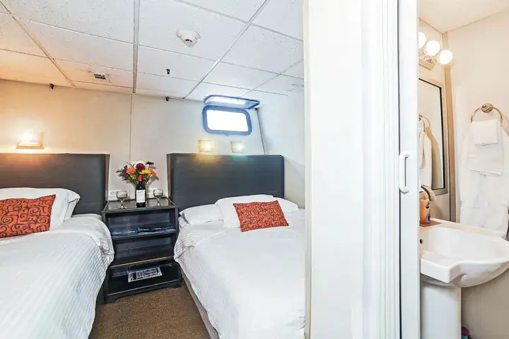 single stateroom.jpg